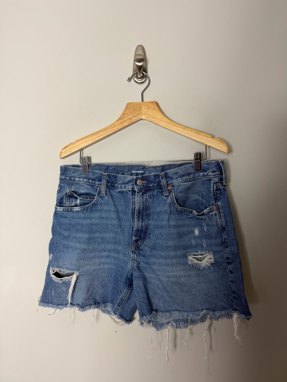 Old Navy Slouchy High Waist Denim Jean Cut Off Shorts Distressed Size 12 *1140